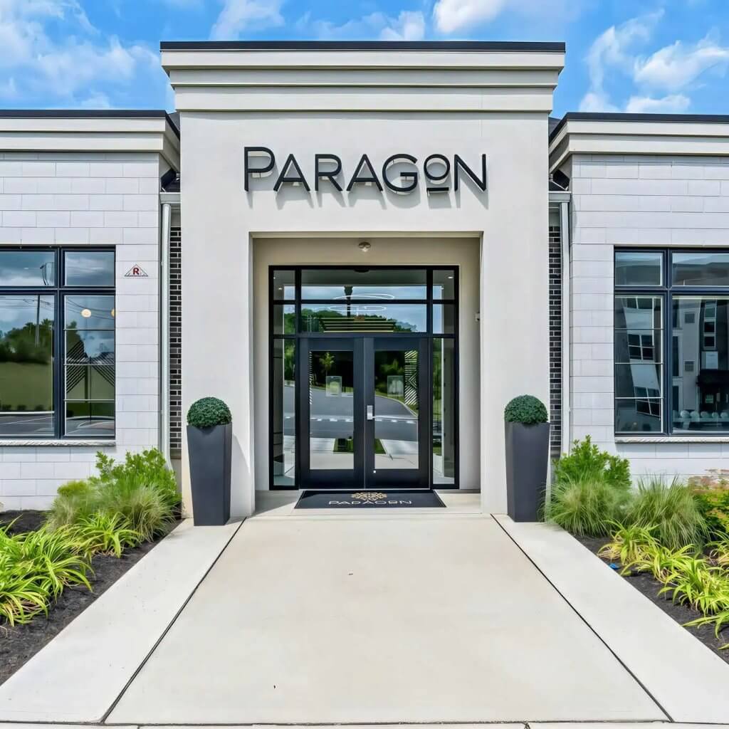the paragon leasing